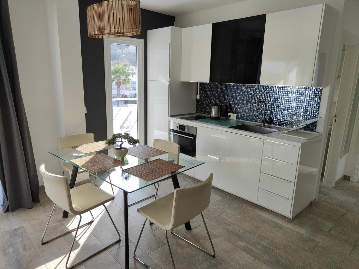 Malibu Park Apartments Sol Costa Adeje Dış mekan fotoğraf